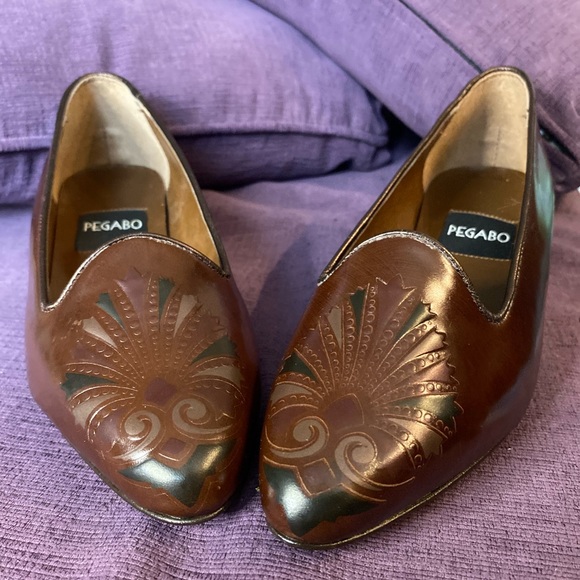 PEGABO vintage style brown 1" heal with artistic detail on the toe size 36/37 - Picture 5 of 13